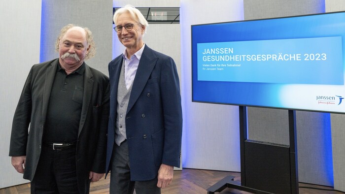 Univ. Prof. Dr. Ulrich Jäger und Univ. Prof. Dr. Michael Musalek von der Sigmund-Freud ...