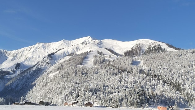 Die Rodelbahn befindet sich im Skigebiet Christlum. (Bild: Peter)