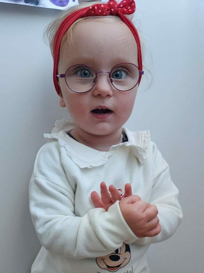Mylah leidet an einem seltenen Gendefekt, wodurch ihre Sehkraft zurückgeht.