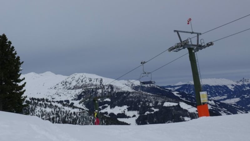 Wie es zu dem Unfall kommen konnte, steht noch nicht fest. (Bild: zoom.tirol)