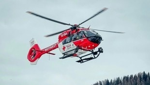 Der Rettungshubschrauber ARA-3 hebt ab 29. Juni vom Nassfeld aus ab (Bild: Hannes Wallner)