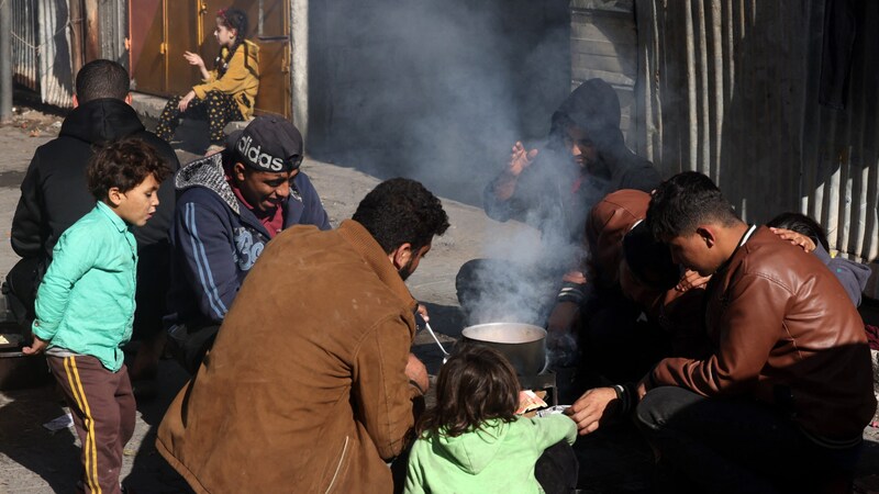 Kochen in Rafah (Bild: AFP)