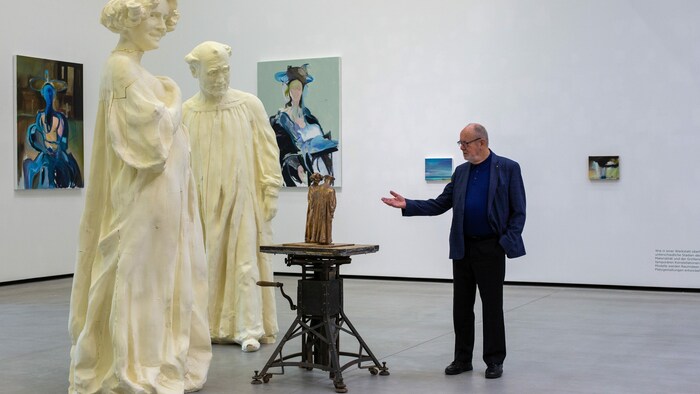 Angerlehner in der aktuellen Schau: Skulpturen und Gemälde von Andjé Pietrzyk