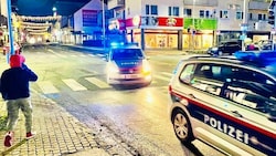 Die Einsätze der Polizei nach Explosionen auf der Straße im Stadtzentrum von Oberwart häufen sich. (Bild: Christian Schulter, Krone KREATIV)