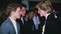 Bryan Adams, hier bei einem Gespräch am 3. Mai 1986 in Vancouver, war mehr als angetran von Prinzessin Diana. (Bild: www.VIENNAREPORT.at)