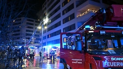 Das Feuer brach im vierten Stock eines Hochhauses in Wien aus. (Bild: MA 68)