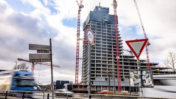 Die Zukunft des in Bau befindlichen Elbtowers in Hamburg ist nun ungewiss.