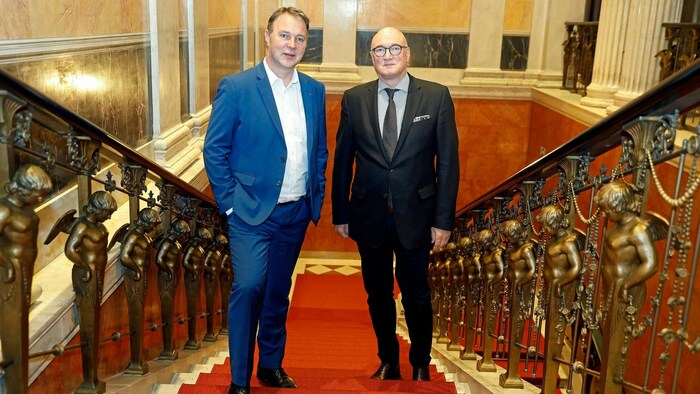 Manager und Energieexperte Marc Hall (rechts) leitet den Expertenrat, der für SPÖ-Chef Andreas ...