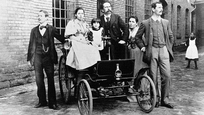 2024 steht der 180. Geburtstag von Carl Benz - Erfinder des Patent-Automobils - an.