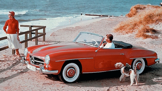 Einer der Jubilare: Der kleine Roadster Mercedes 190 SL kam 1954.skoda