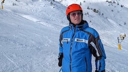Ski-Urlauber Fred R. ist sauer. (Bild: zVg)