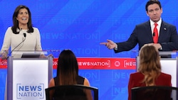 Nikki Haley hat derzeit gut lachen - von Debatte zu Debatte steigen ihre Umfragewerte laufend. (Bild: APA/Getty Images via AFP/GETTY IMAGES/JUSTIN SULLIVAN)