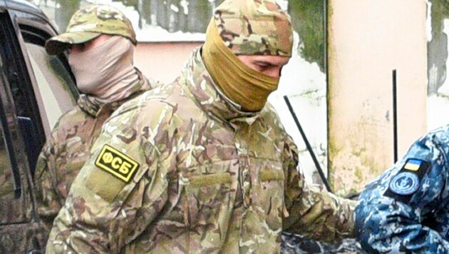Vertreter des russischen Geheimdienstes FSB (Bild: AP)