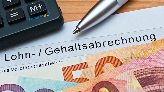 A percentage of our wage or salary is credited to our pension account each year. (Bild: stock.adobe.com)