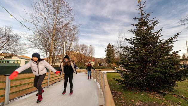 Eislaufbahn im Salzburger Volksgarten (Bild: Stadt Salzburg/Killer)