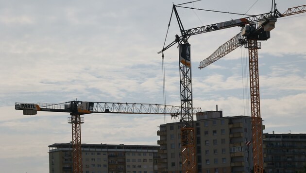 Bauunternehmen stehen wegen hoher Kosten unter Druck (Bild: Jauschowetz Christian)