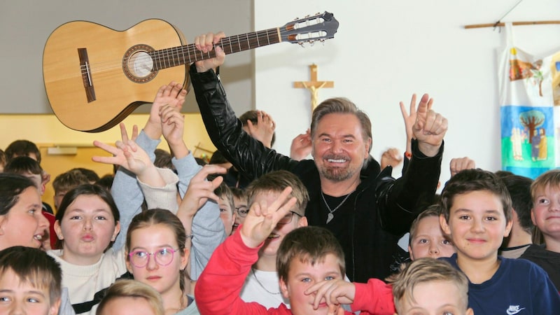 ...Schlagerstar Nik P. und.... (Bild: Peter Pugganig)