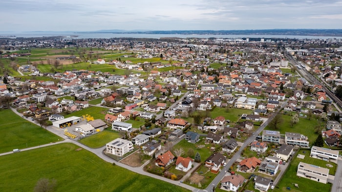 Das Rheintal: Ein urbaner Raum ohne die Qualitäten einer historisch gewachsenen Stadt.