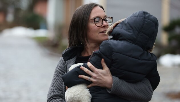 Elf Kindern hat Manuela als „Mutter auf Zeit“ schon geholfen. Von einer Nacht bis zu mehreren Monaten fanden Kinder in ihrer Familie Platz. (Bild: Tröster Andreas)