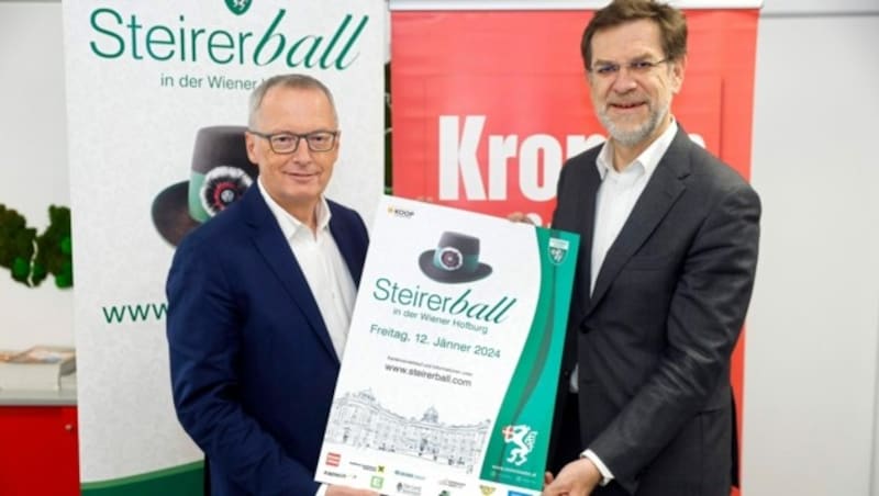 „Steirerkrone“-Chefredakteur Klaus Herrmann (li.) und Andreas Zakostelsky freuen sich über die Kooperation. (Bild: Reinhard Holl)