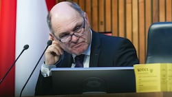 Nationalratspräsident Wolfgang Sobotka kommt Forderungen nach seinem Rücktritt nicht nach. (Bild: APA/EVA MANHART)