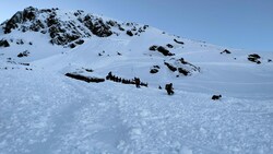 Die Lawine war im Bereich des Kleinen Schmiedingers (2500m) abgegangen. (Bild: BergrettungshundeStaffel Salzburg)
