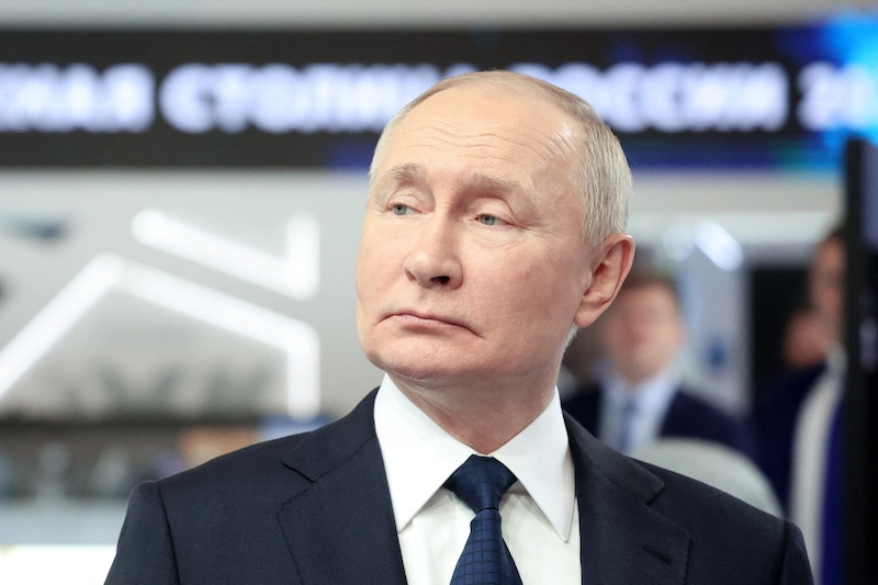 Wladimir Putin lässt sich - wie immer - nicht in die Karten blicken. (Bild: AFP)