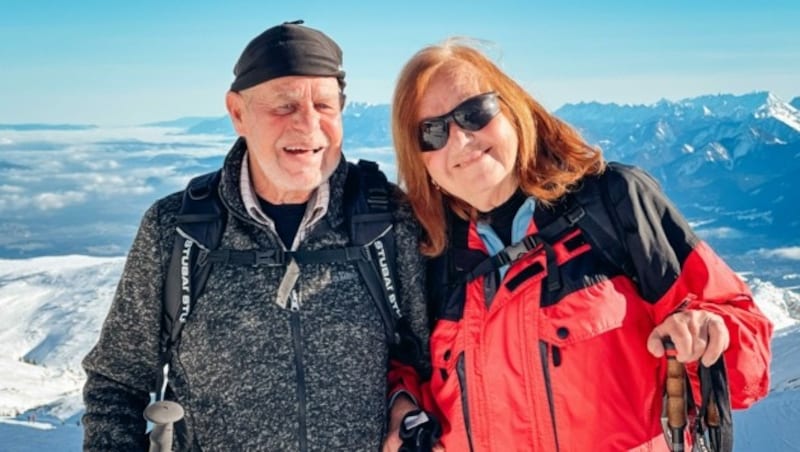 Burgi und Helmut Urschitz aus Wernberg sind Adventwanderer seit 15 Jahren. (Bild: Wallner Hannes)