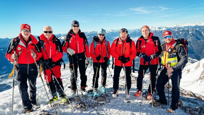 Wie immer garantierten engagierte Mitglieder der Bergrettung Villach für die Sicherheit der ...