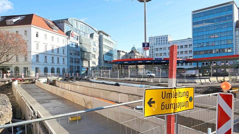 Die Baustelle am Andreas-Hofer-Platz dauerte deutlich länger als geplant. (Bild: Christian Jauschowetz)