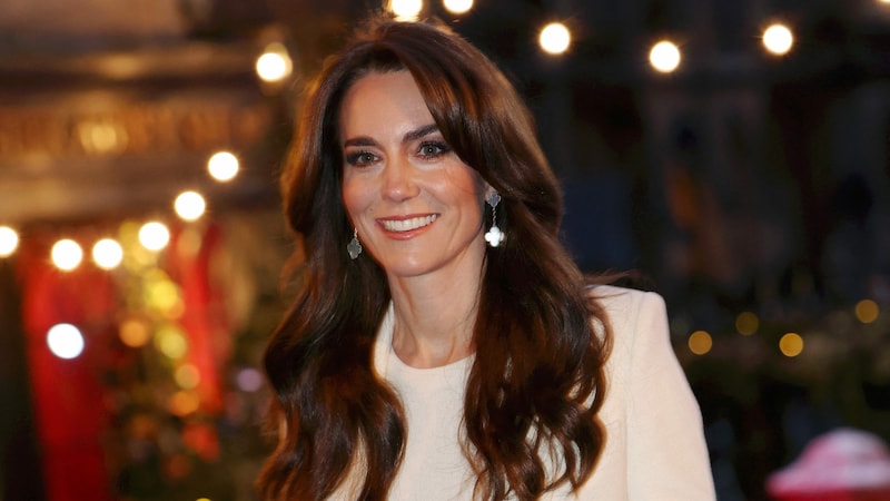 Prenses Kate'in kamu görevlerine ne zaman devam edebileceği henüz bilinmiyor. (Bild: APA/AFP/POOL/Chris Jackson)