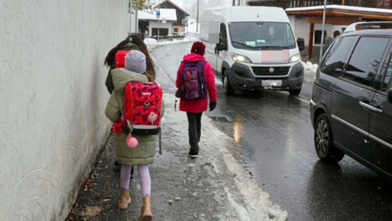 Eltern sind angehalten, Kinder auf solche Situationen vorzubereiten. (Bild: Christof Birbaumer / Kronenzeitung, Krone KREATIV)