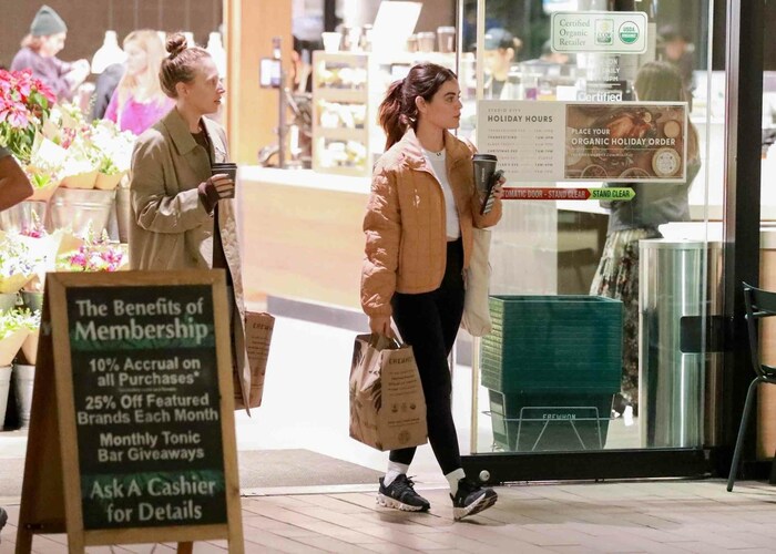 Lucy Hale genoss einen Einkaufsbummel mit einer Freundin.