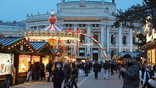 Wien hat die höchste Dichte an Adventmärkten. Die Gästezahlen stimmen. (Bild: Karl Schöndorfer TOPPRESS)