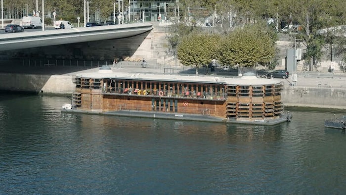 Die Doku „Auf der Adamant“ zeigt uns eine andere Art von psychiatrischen Einrichtungen.