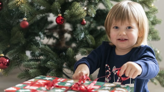 Die Zeit bis zum Auspacken der Geschenke am 24. Dezember kann wirklich lang werden (Bild: Brenek Malena)