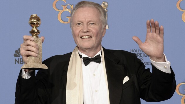 Man kennt ihn als Joe Buck in „Asphalt-Cowboy" und als Vater von Angelina Jolie: JonVoight wird 85.  (Bild: APA/Getty Images via AFP/GETTY IMAGES/KEVIN WINTER)