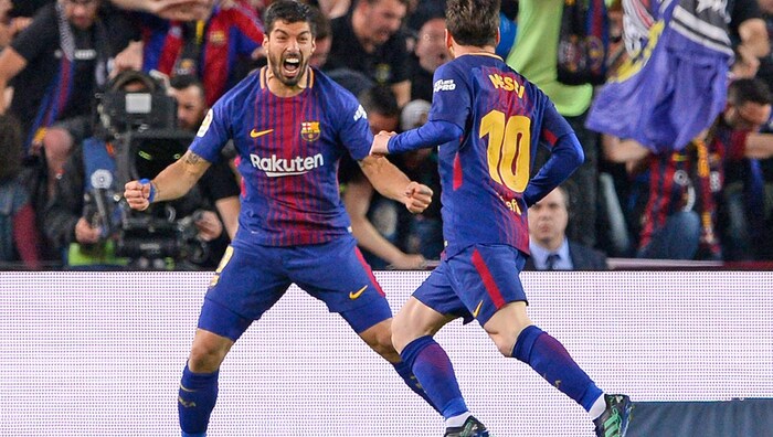 Glory days: Suarez (links) und Messi räumten für Barcelona alle Tropähen ab.