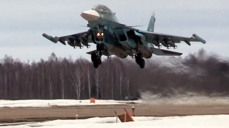 Ein russischer Jagdbomber vom Typ Suchoi SU-34 (Bild: AFP)