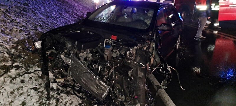 Einige der Fahrzeuge wurden übel zugerichtet. (Bild: Stadtfeuerwehr Oberwart)