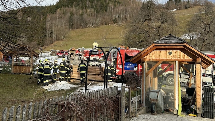 150 Einsatzkräfte standen im Einsatz.
