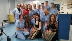 Berührender Moment 2023: Eine Intensivpatientin besucht mit dem Pflegeteam ihren Maturaball. (Bild: KABEG)