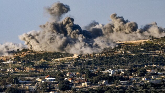 An der libanesisch-israelischen Grenze kommt es wieder zu größeren Kampfhandlungen. (Bild: AFP)