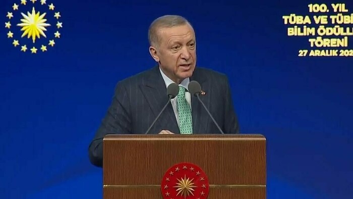 Erdogan gießt weiter Öl ins Feuer.
