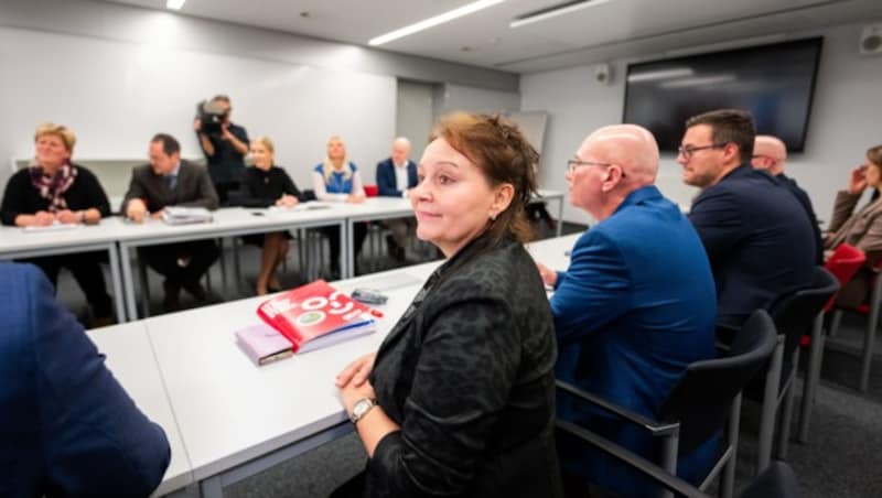 Nach den Weihnachtsfeiertagen wurde weiter um den Kollektivvertrag für den Handel verhandelt. (Bild: APA/Georg Hochmuth)