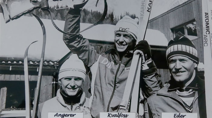 Historisch: Alfred Eder (re.) gewann mit Bronze in Antholz 1983 die erste WM-Medaille für ...