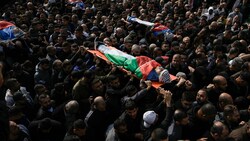 Die Beisetzung von palästinensichen Todesopfern finden meist öffentlich statt. (Bild: AP)