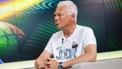 Toni Polster ist nach seinem Magendurchbruch zumindest „erfolgreich operiert“ und „über dem Berg“. Ganz Österreich hofft‘s. (Bild: Mario Urbantschitsch)