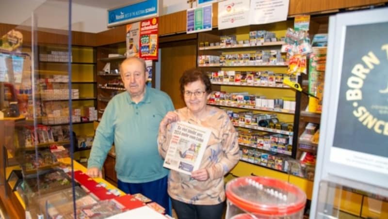 Lorenz und Marianne Pelzmann verkauften 80 Jahre lang auch die „Krone“. Wir sagen Danke! (Bild: Charlotte Titz)