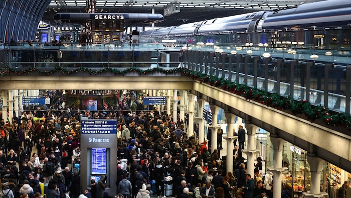 In London kommt es zu chaotischen Szenen.